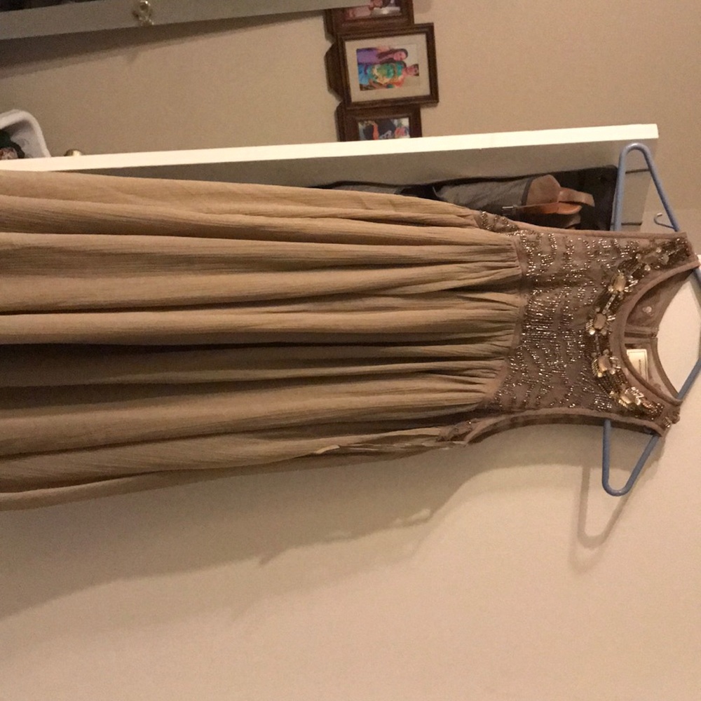 Anthropologists dress!